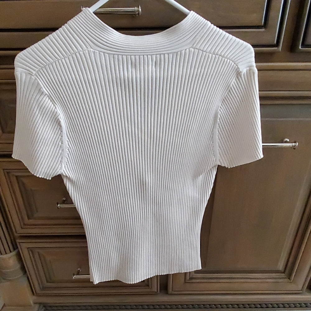 Sweater - Picture 3 of 3